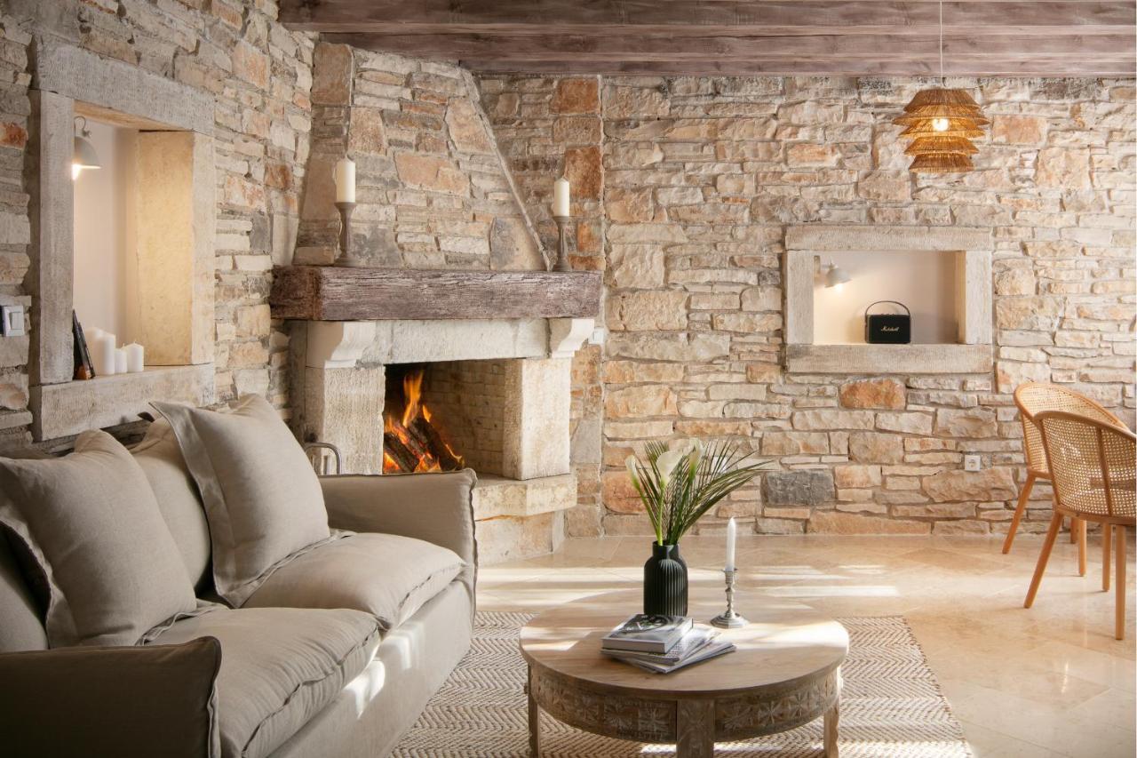 Residence Pietre D'Istria - With Private Service Burići Eksteriør billede