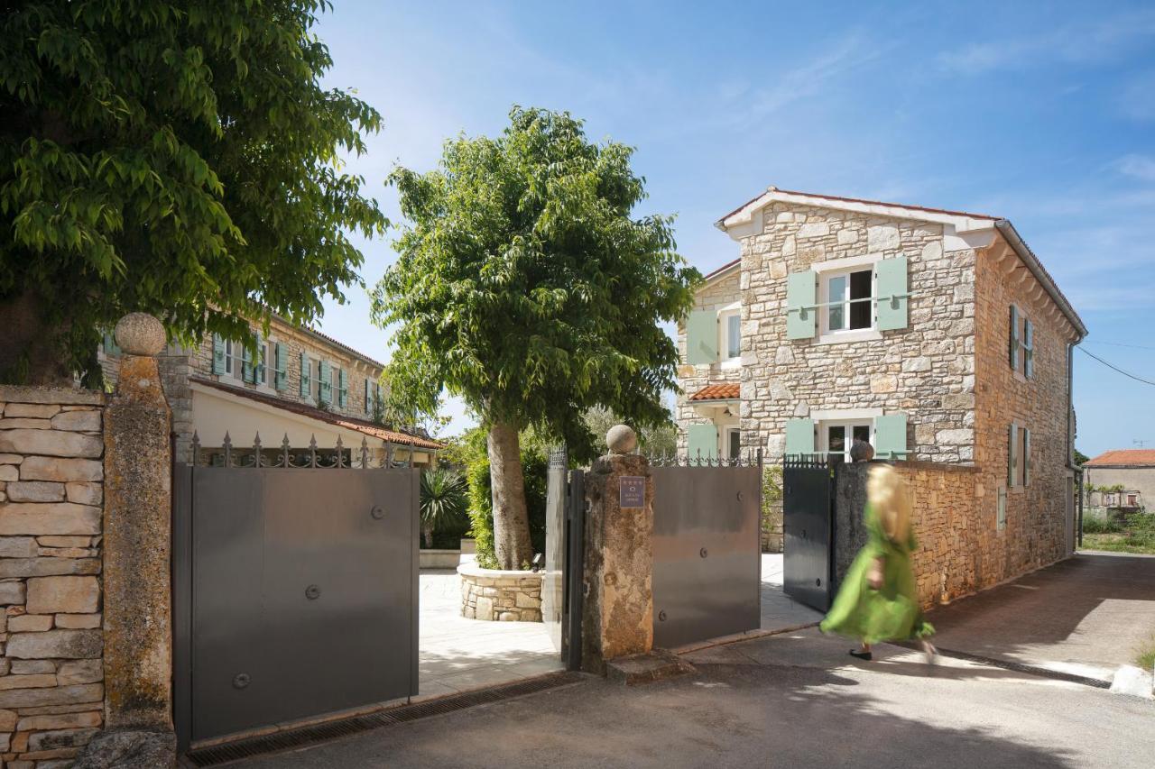 Residence Pietre D'Istria - With Private Service Burići Eksteriør billede