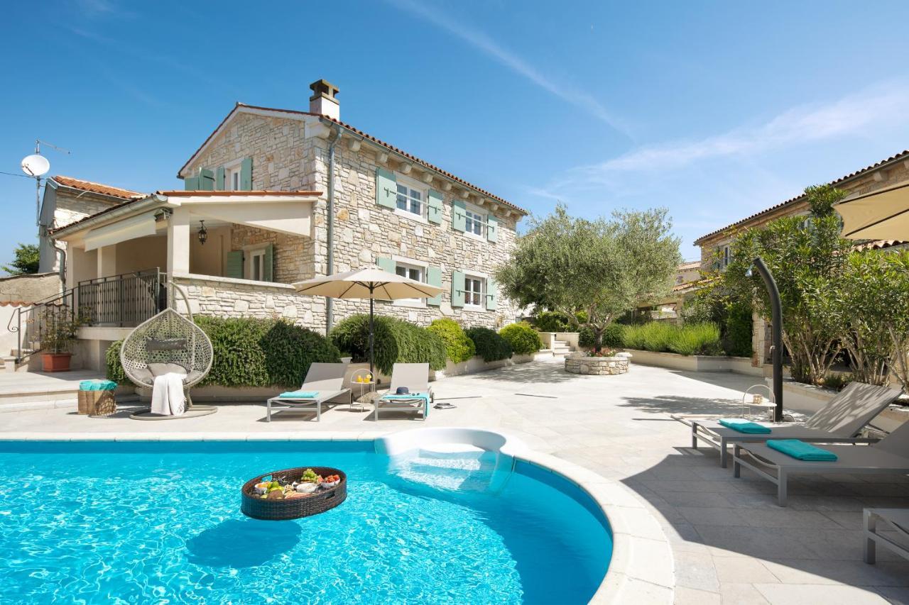 Residence Pietre D'Istria - With Private Service Burići Eksteriør billede